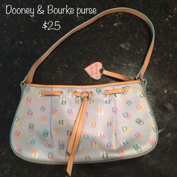 Dooney & Bourke Handbags - Dooney & Bourke Purse